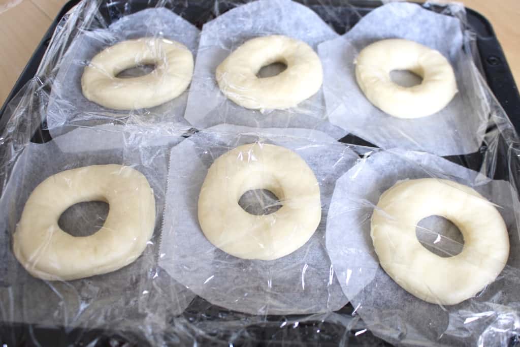 Donut rings rising