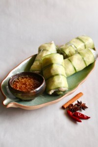 Need a fresh and light appetizer? These spicy chicken summer rolls are perfect! Moist and flavorful chicken is wrapped in rice paper with lettuce and cucumber, served with a spicy Sichuan dipping sauce! #summerrolls #springrolls #ricepaper #chicken #chickenthigh #chinese #sichuan #spicy #healthy #lettucewraps #appetizer #fresh #light #partyfood #asian