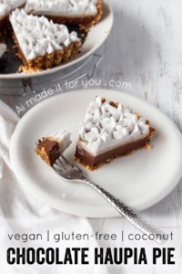 Vegan chocolate haupia pie is a plant-based version of the classic Hawaiian dessert by Ted’s Bakery! Gluten-free, creamy, silky, and no-bake, it’s the perfect make ahead dessert for a summer BBQ! #chocolatepie #haupia #hawaiian #vegandessert #glutenfree #nobake