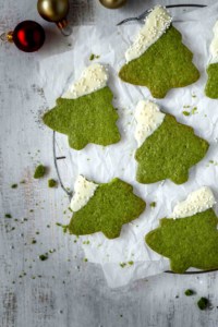 Matcha green tea powder adds a beautiful green hue to these holiday cookies! #christmastree #christmastreecookies #christmascookies #matchacookies #easychristmascookies